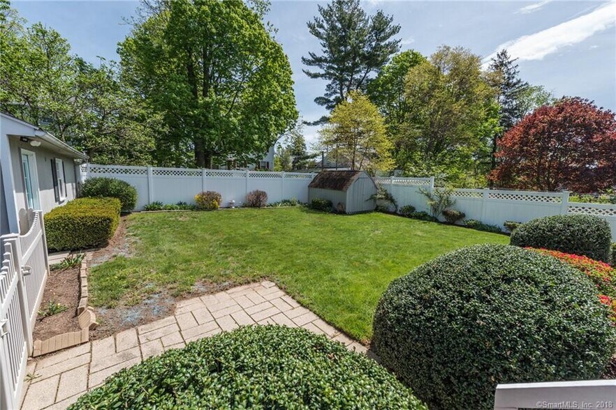 Building Photo - 56 Guilford Dr