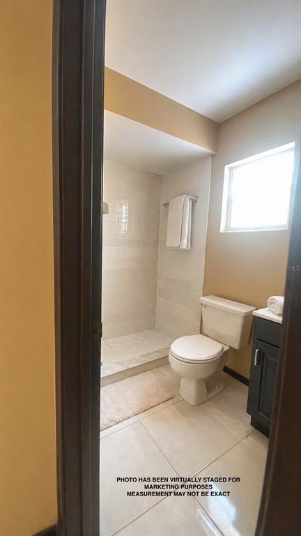 Building Photo - 5565 Telipa Dr