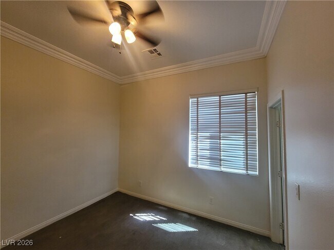 Building Photo - 9338 Wilderness Glen Ave