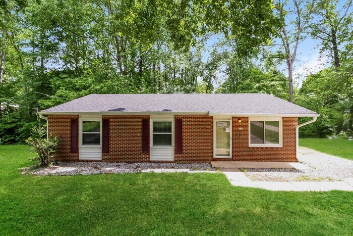 Primary Photo - 4201 S Jasmin Ct
