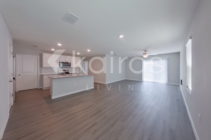 Building Photo - 8613 SW 43rd Ter