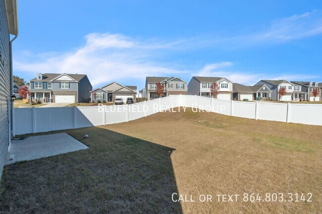 Building Photo - 380 Fenwick Dr