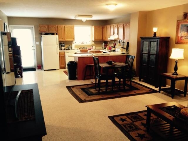 Primary Photo - 500 Bantam Ridge Rd