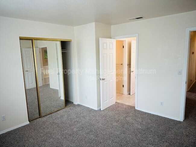 Building Photo - 2775 Palo Alto Ave