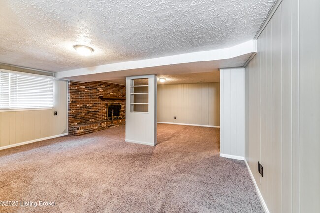 Building Photo - 4709 Andrea Way