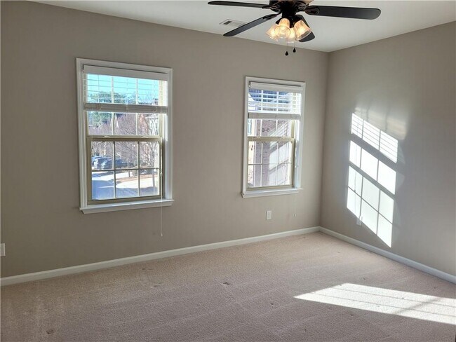 Building Photo - 108 Bradford Dr