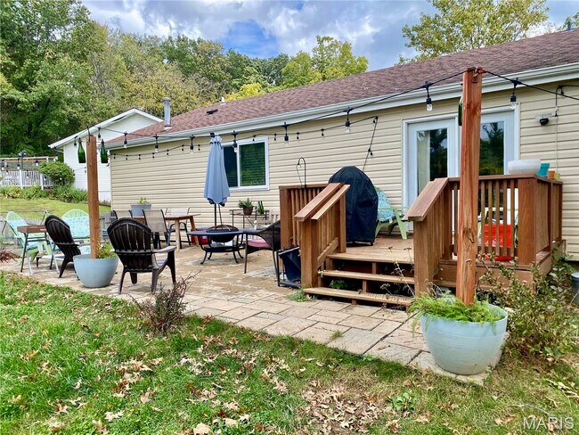 Building Photo - 9 Tree Hill Ct