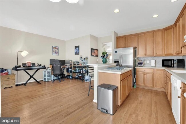 Building Photo - 41904 Cinnabar Square