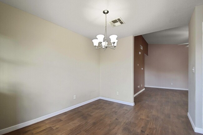 Building Photo - 14229 Poets Rock Ln