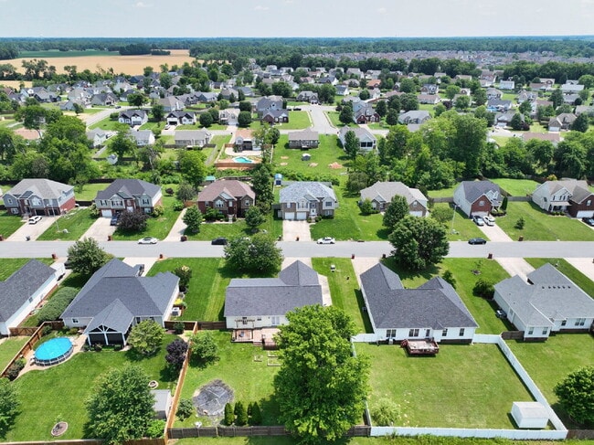 Building Photo - Show-Stopping Rental Home – A Rare Find wi...