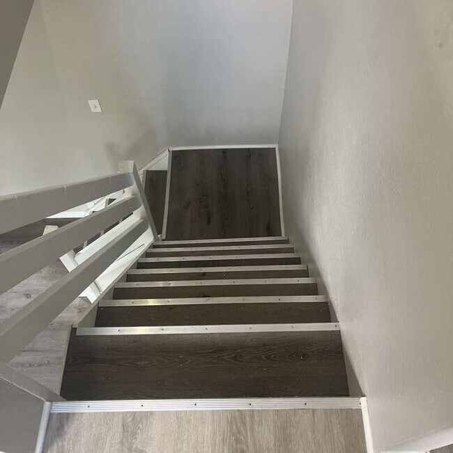 Building Photo - 3233 W 50th St