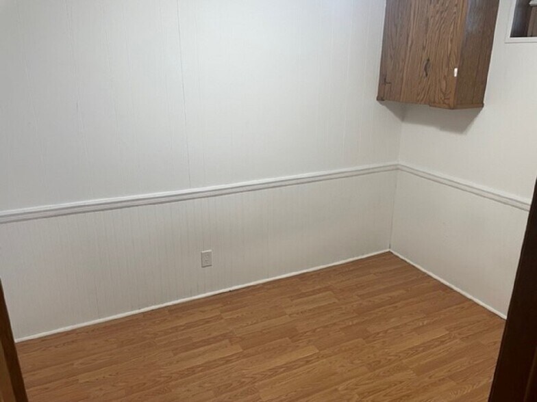 Building Photo - 401 Rhode Island Ave S