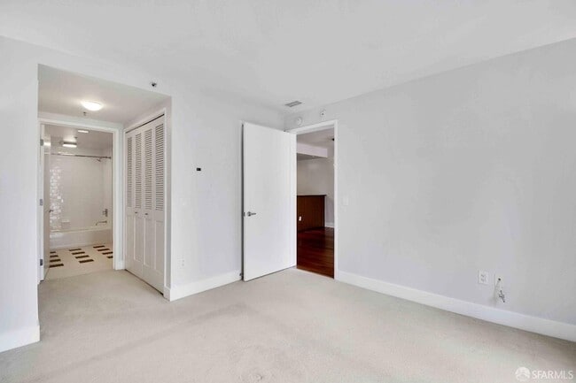 Building Photo - 50 Lansing St