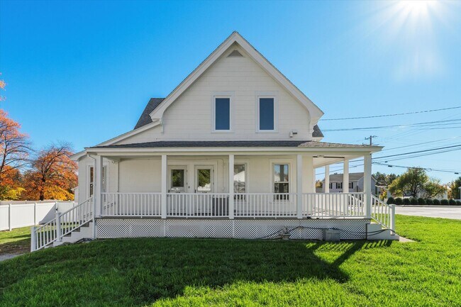 Building Photo - 378 S Mammoth Rd