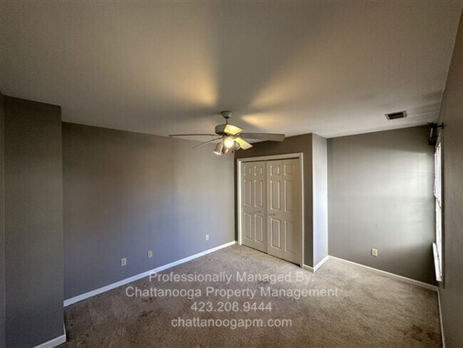 Building Photo - 7420 Hamilton Run Dr