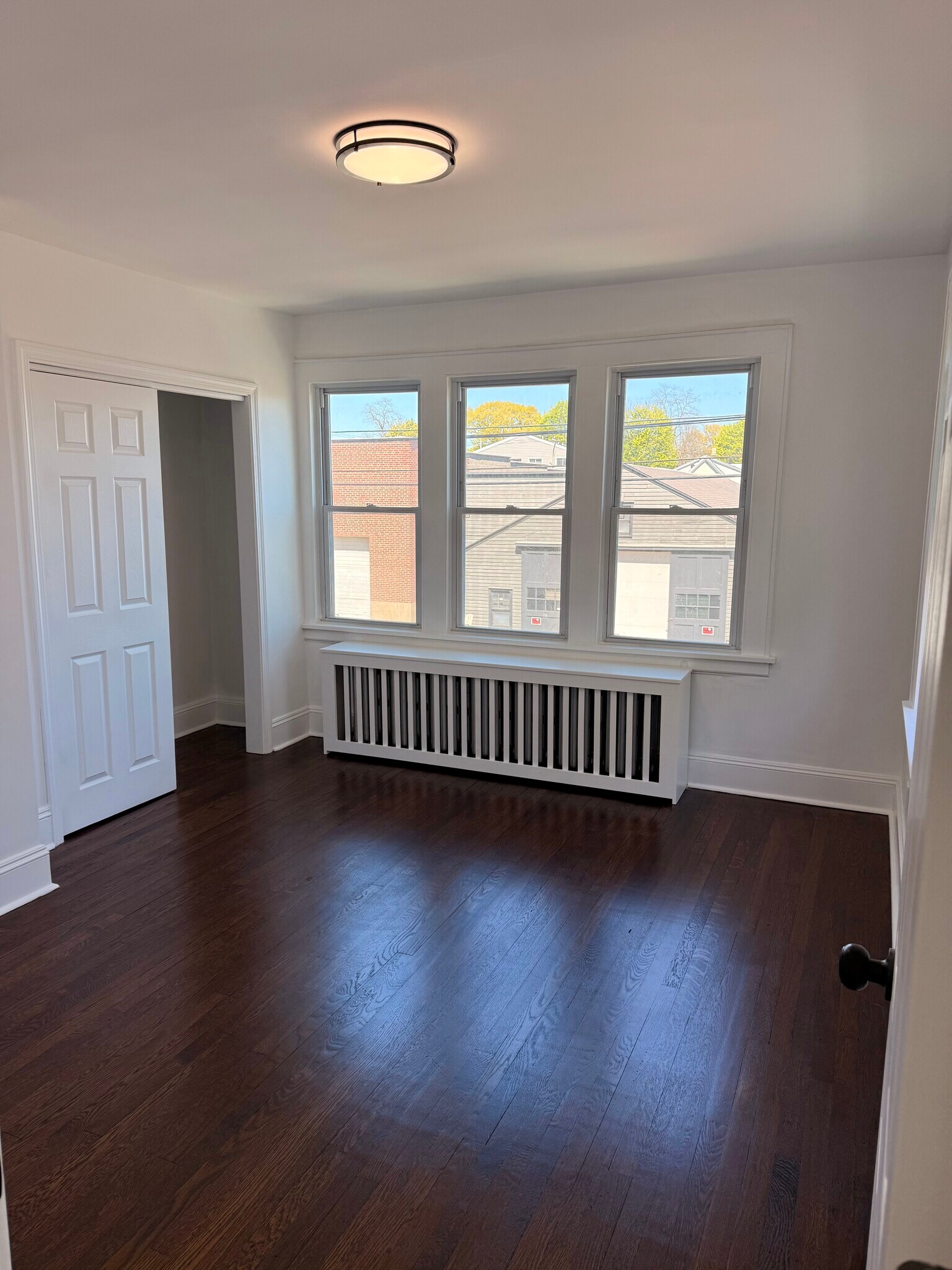 Building Photo - 103 Fox St