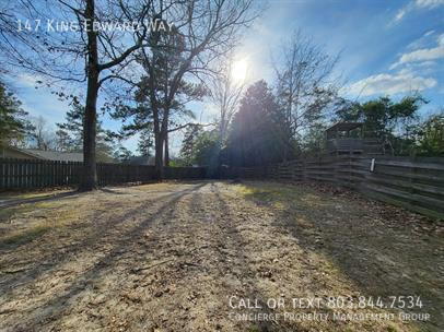 Building Photo - 147 King Edward Way
