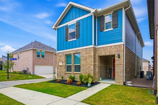 Building Photo - 4812 Foundation St