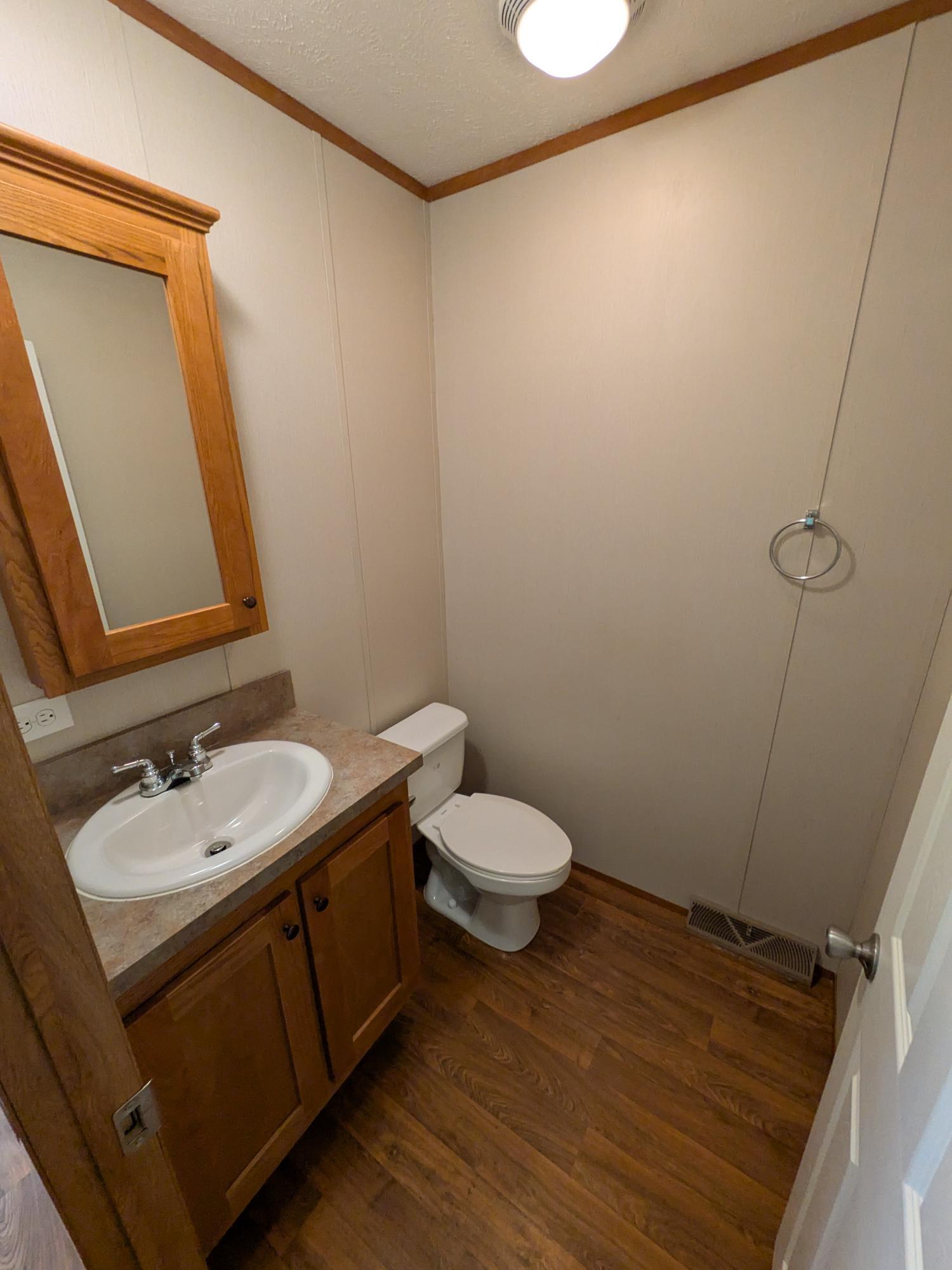 Building Photo - 204 Pine Grove Dr