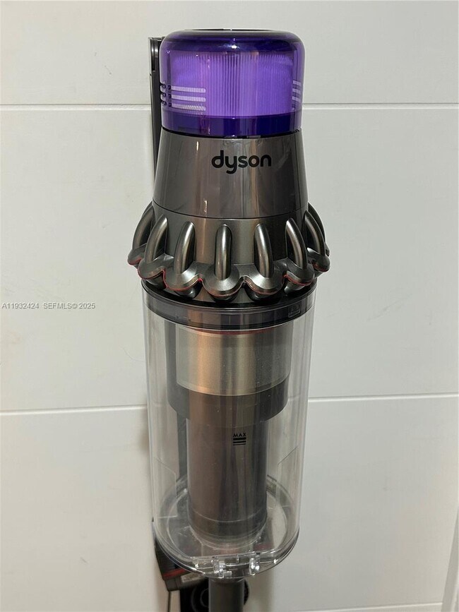 Building Photo - 90 Alton Rd