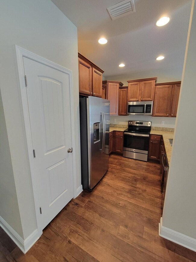 Building Photo - 8766 Brown Pelican Cir