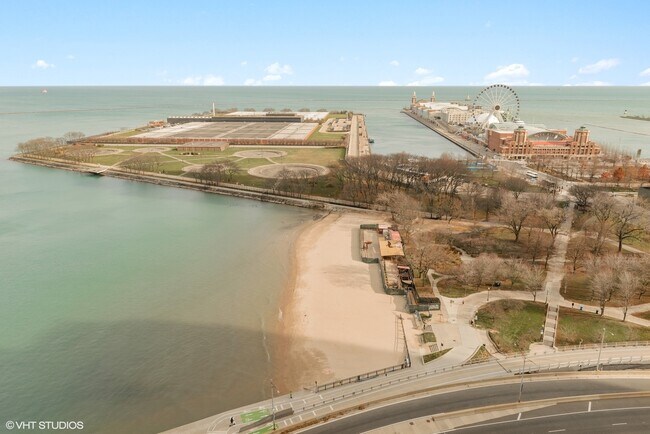 Building Photo - 600 N Lake Shore Dr