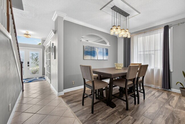 Building Photo - 3738 Old Lighthouse Cir