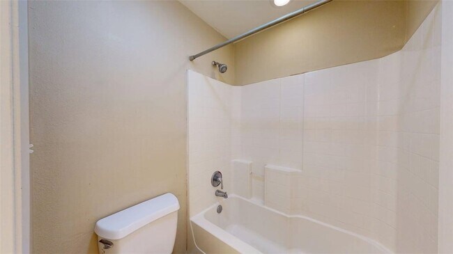 Building Photo - 1724 Boardwalk Ct