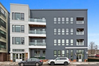 Building Photo - 377 W First St