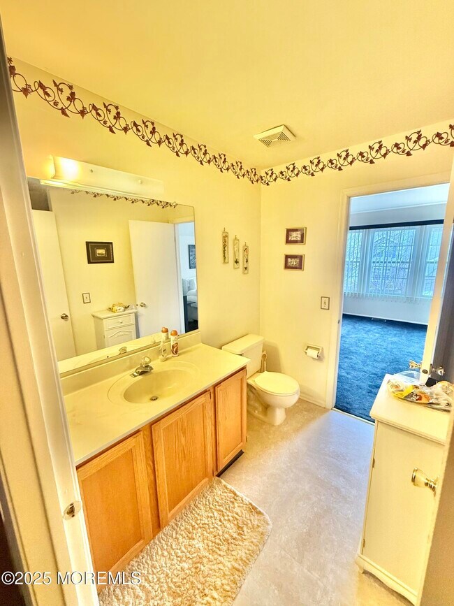 Building Photo - 1 Allen Ct