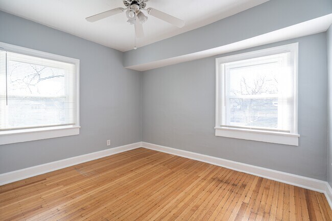 Building Photo - 3541 Birchwood Ave