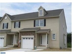 Building Photo - 14 Camino Ct