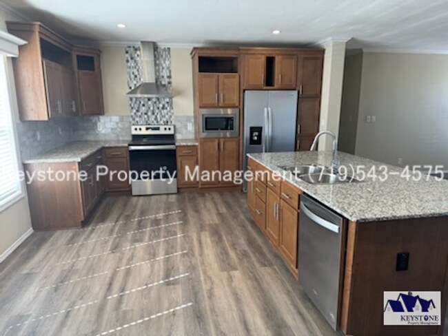 Building Photo - 1051 E Platteville Blvd