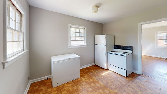 Building Photo - 814 Wabash Ave