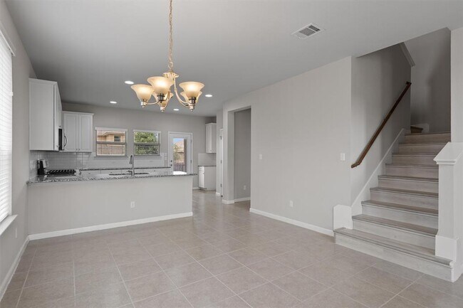 Building Photo - 1509 Everts St