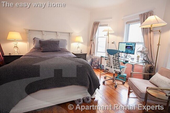 Building Photo - 50 Holyoke Rd