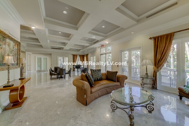 Building Photo - Meridian - Luxury 2 Bed | 2 Bath Condo