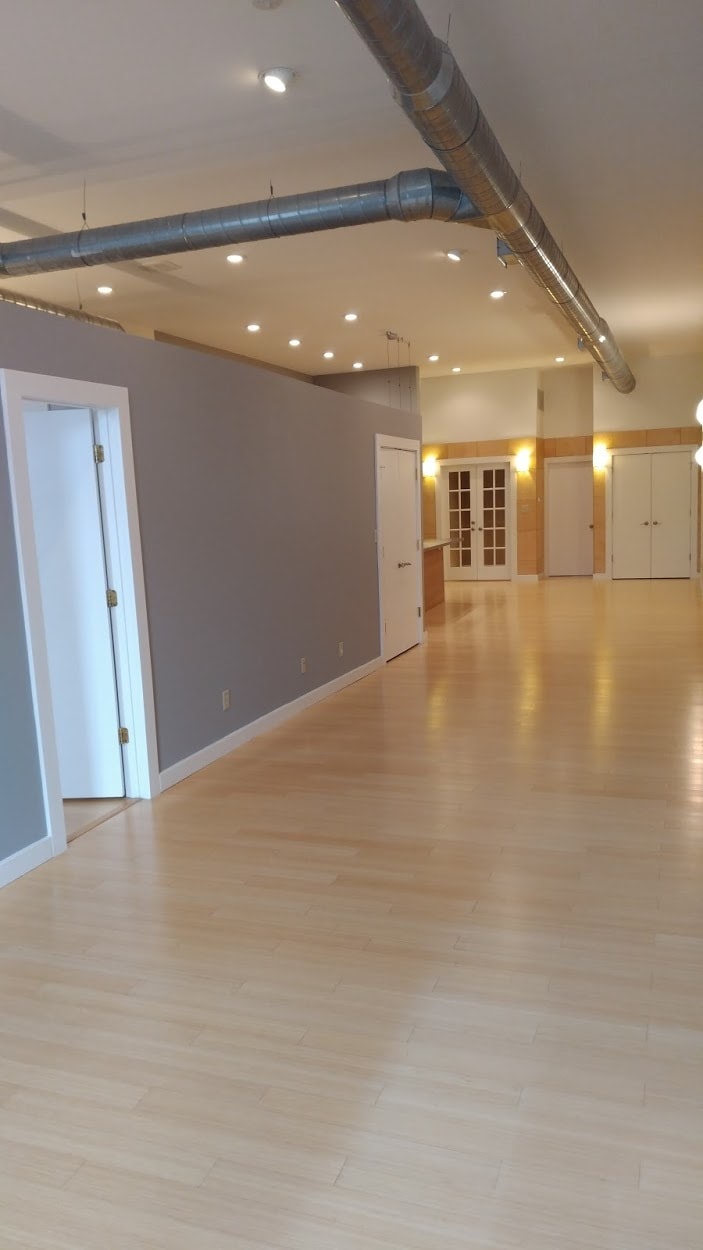 Master Bedroom Entrance - 100 W Market St