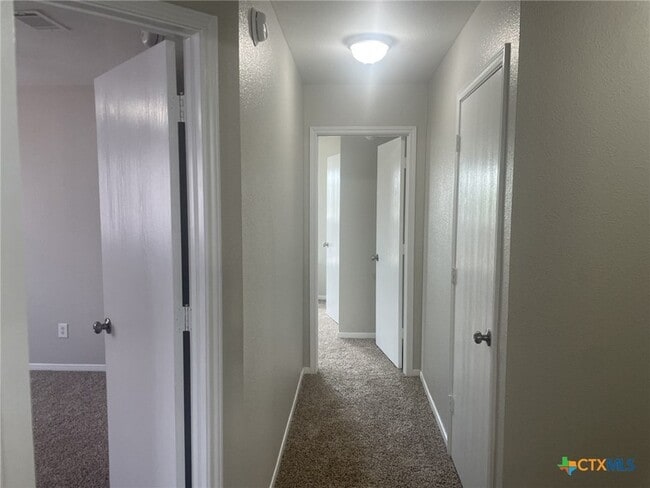 Building Photo - 4616 Indigo Dr