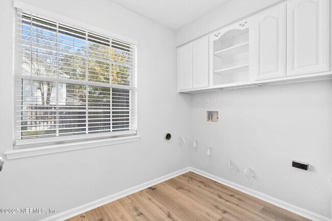 Building Photo - 1778 Providence Hollow Ln