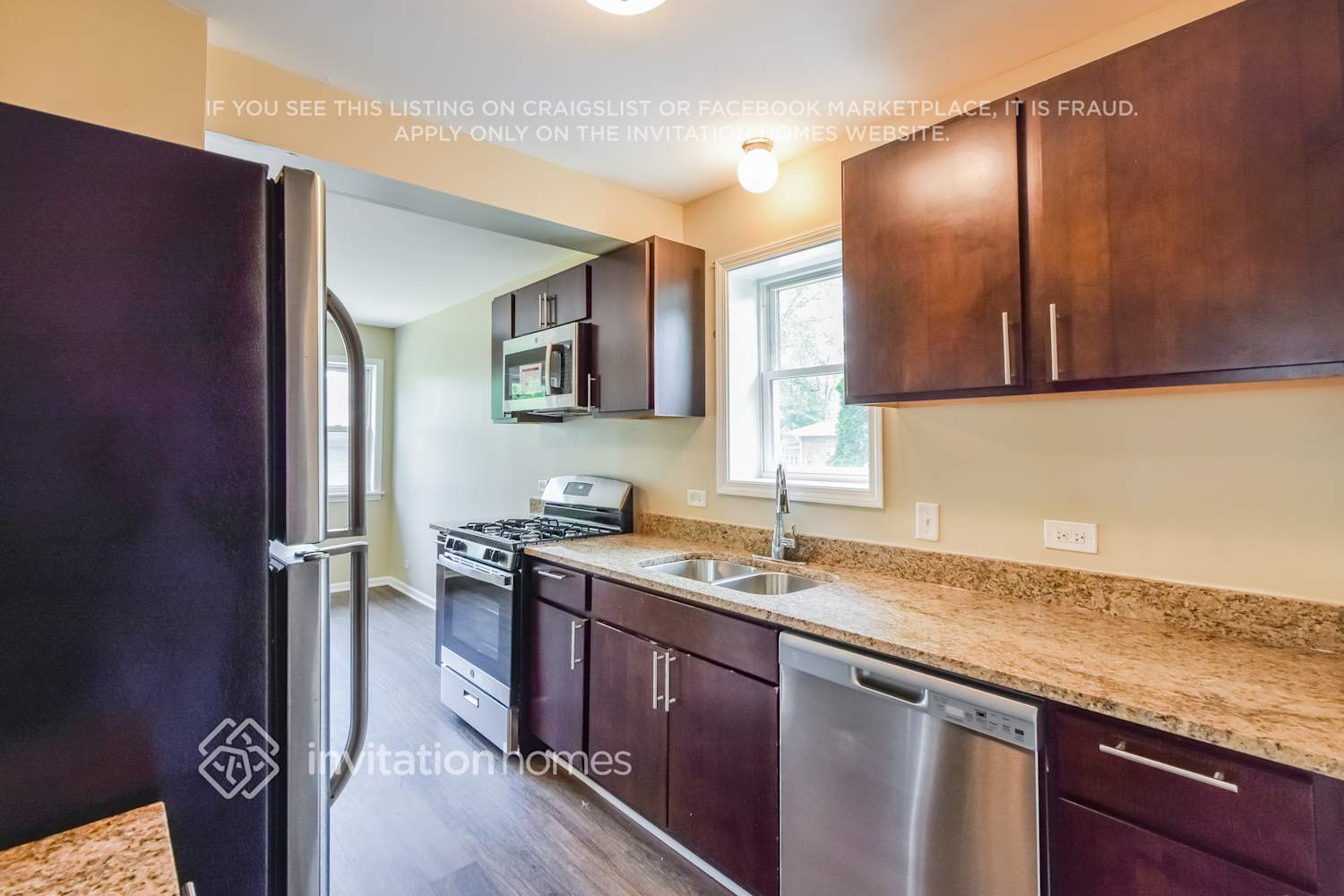 Building Photo - 1541 Boeger Ave