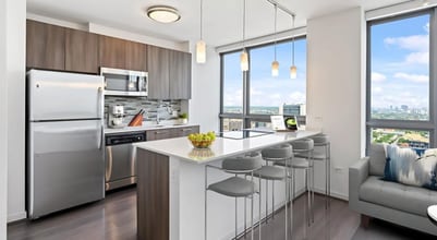 Building Photo - 411 N Kingsbury St