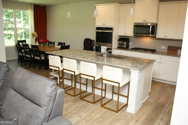 Building Photo - 3520 Pickens Lndg Dr