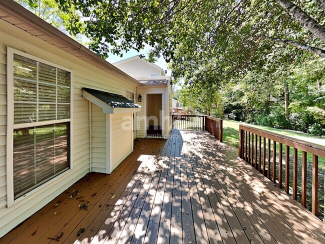 Building Photo - 4335 Bubbling Brook Ct