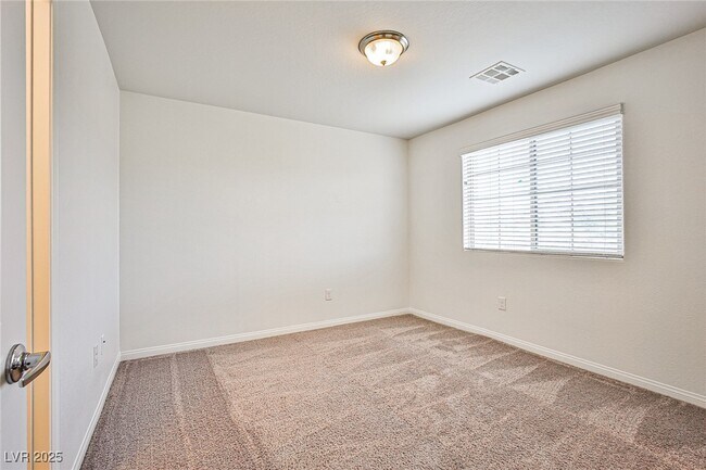 Building Photo - 9240 Black Diamond St