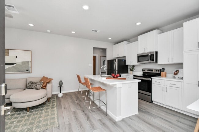 Building Photo - 23823 Cumberland Ridge Dr