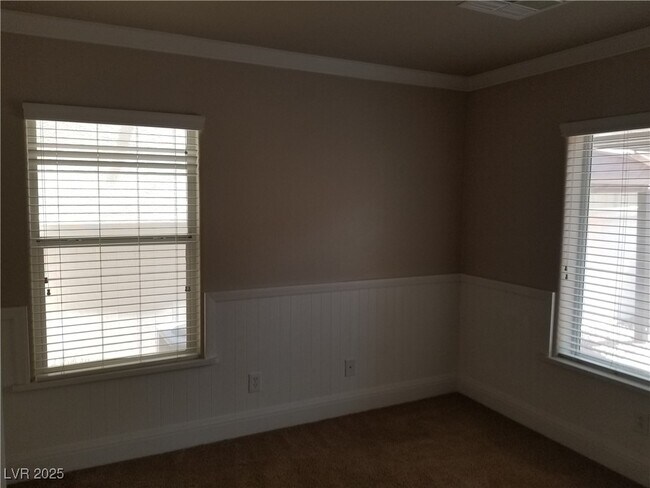 Building Photo - 6447 Oak Savanna Ct