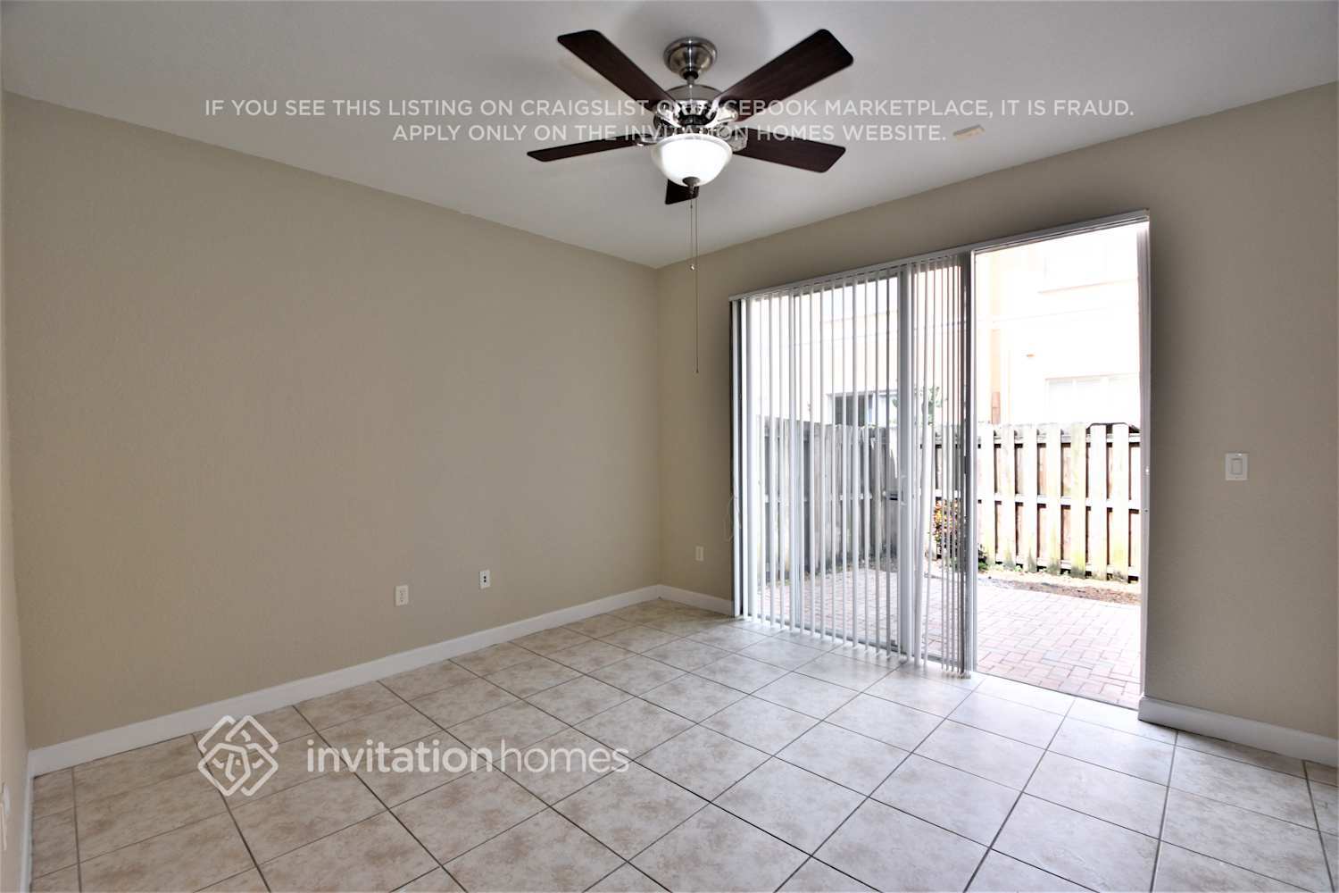 Building Photo - 8624 NW 112th Pl