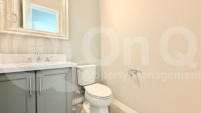 Building Photo - 7423 E Paraiso Dr