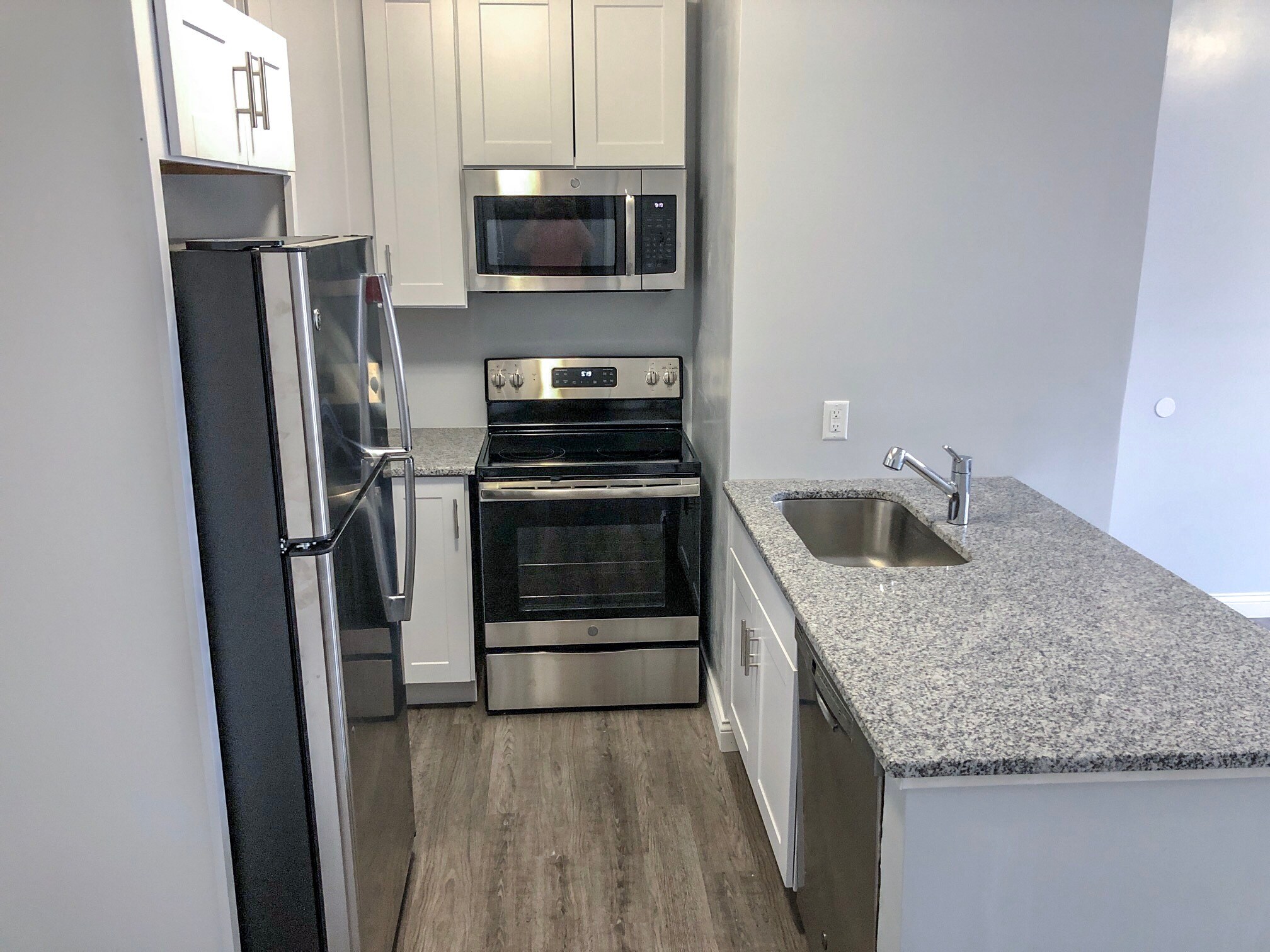 Kitchen - 7 N Miami St